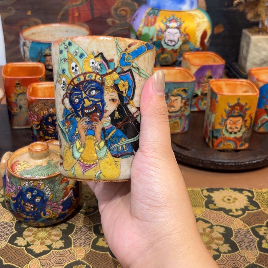手工手绘扎基拉姆茶杯