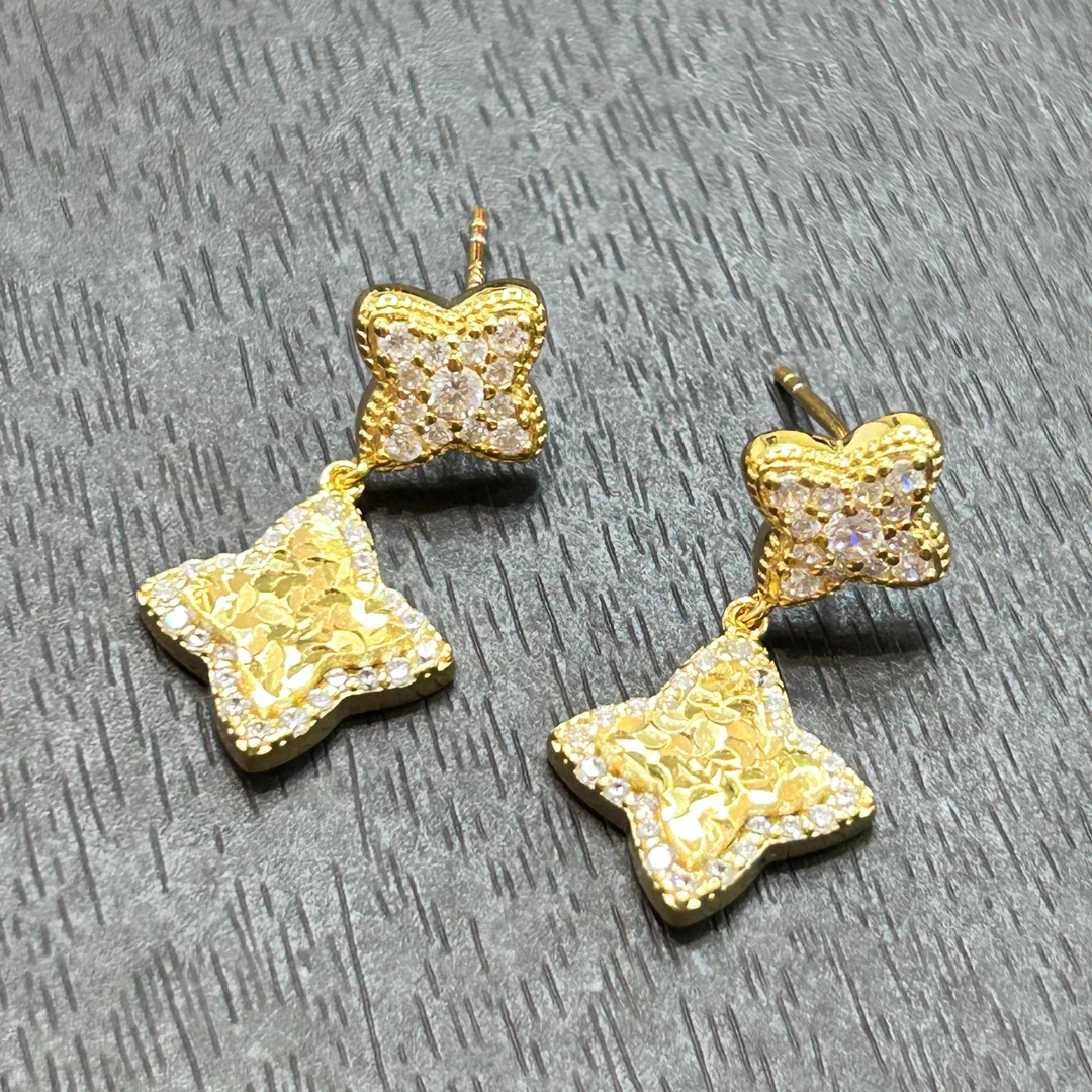 925银耳饰 【销冠专享】925银碎碎冰四叶草耳坠YE1306