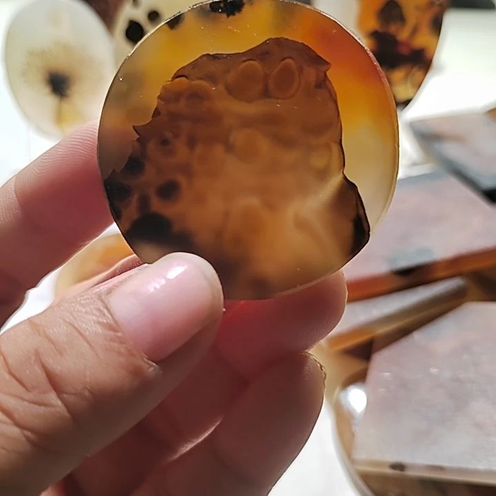 未镶嵌颈饰玛瑙/玉髓