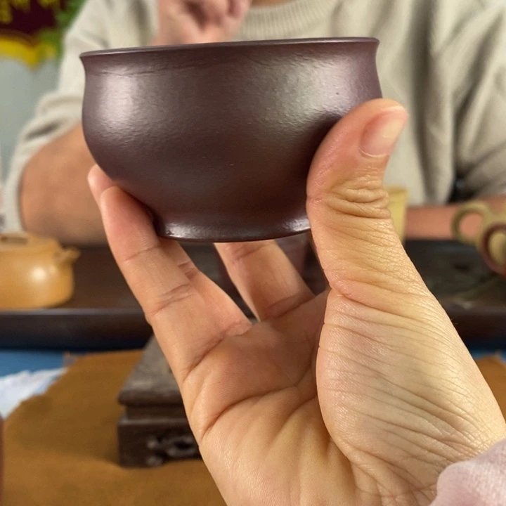 紫砂茶壶石红主人杯100左右的容量