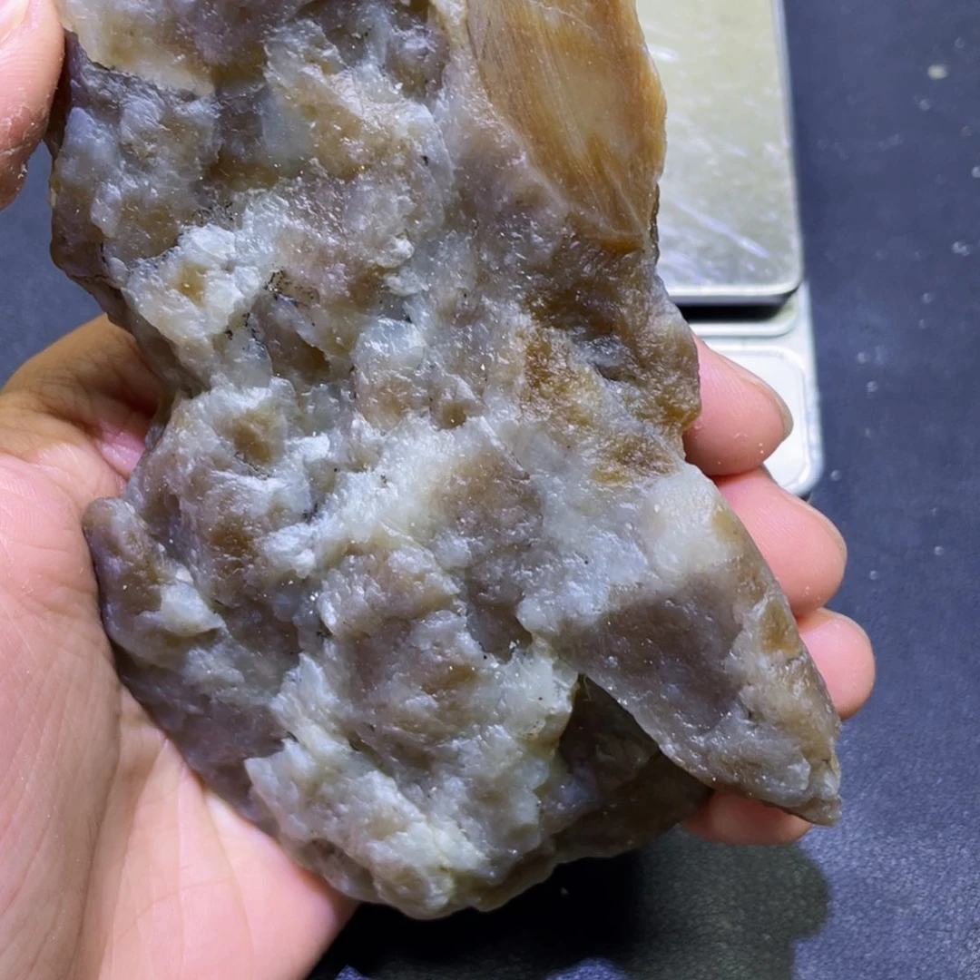 未镶嵌和田玉（糖玉）珠宝半成品