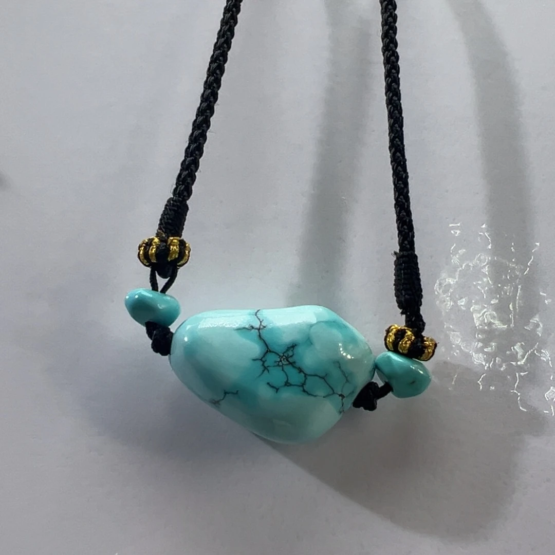 绿松石未镶嵌挂件