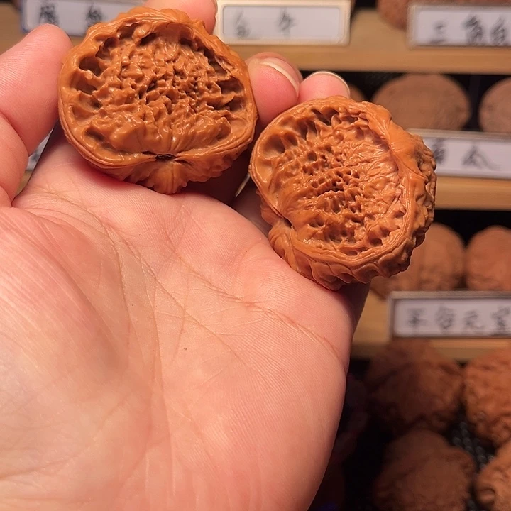 核桃44蛇头。