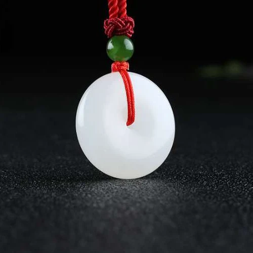 新疆金丝玉平安扣