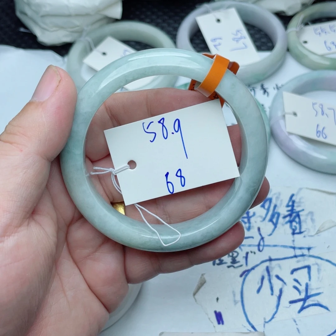 未镶嵌手镯翡翠翡翠手镯68