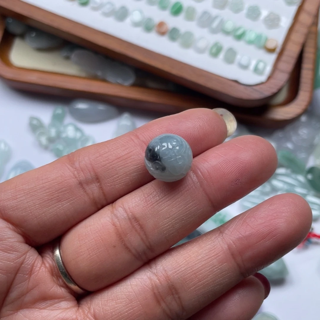 翡翠颈饰未镶嵌56786789