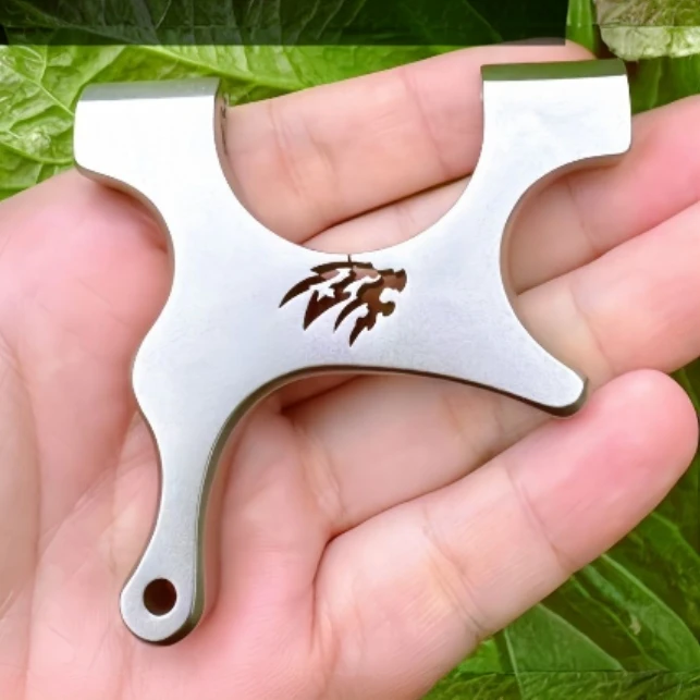 迷你龙齿狼头户外弹弓