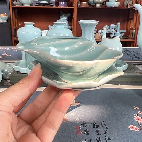 汝瓷精品银杏叶茶漏
