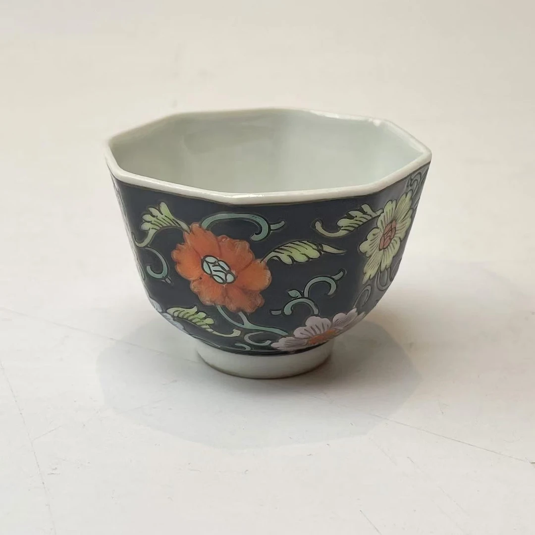 黑地花卉八方杯BY03X1228