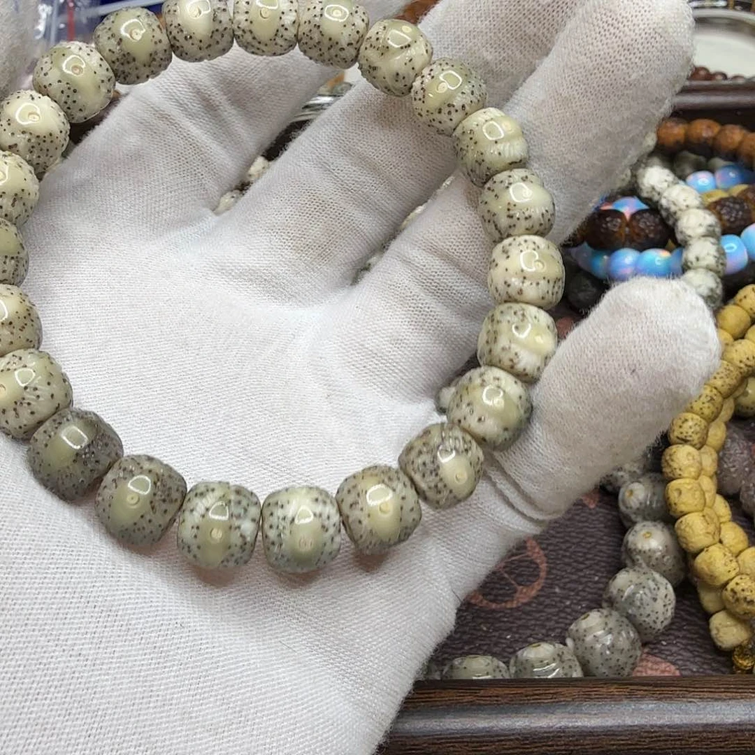 哎***～星月菩提手串凤眼（头）44