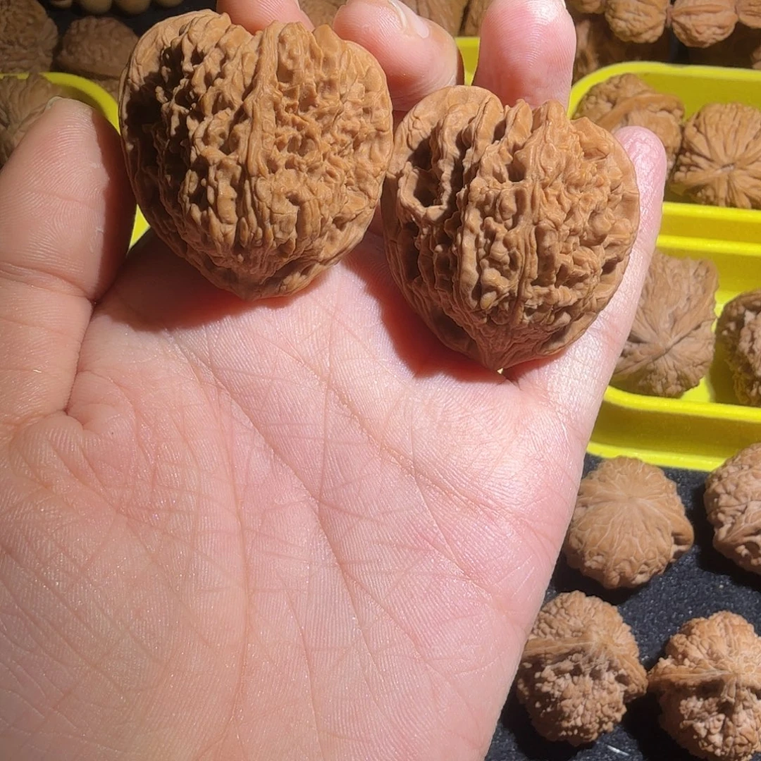 文玩核桃吊坠39南疆