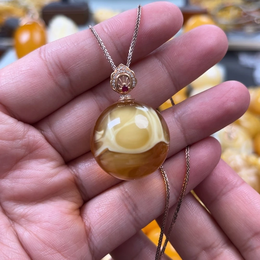 蜜蜡18K金镶嵌珠宝奇石