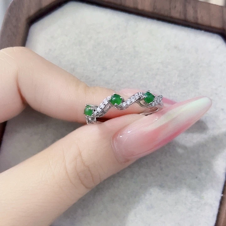 翡翠未镶嵌颈饰天然翡翠Ａ货