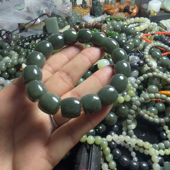 和田玉手串未镶嵌14直切