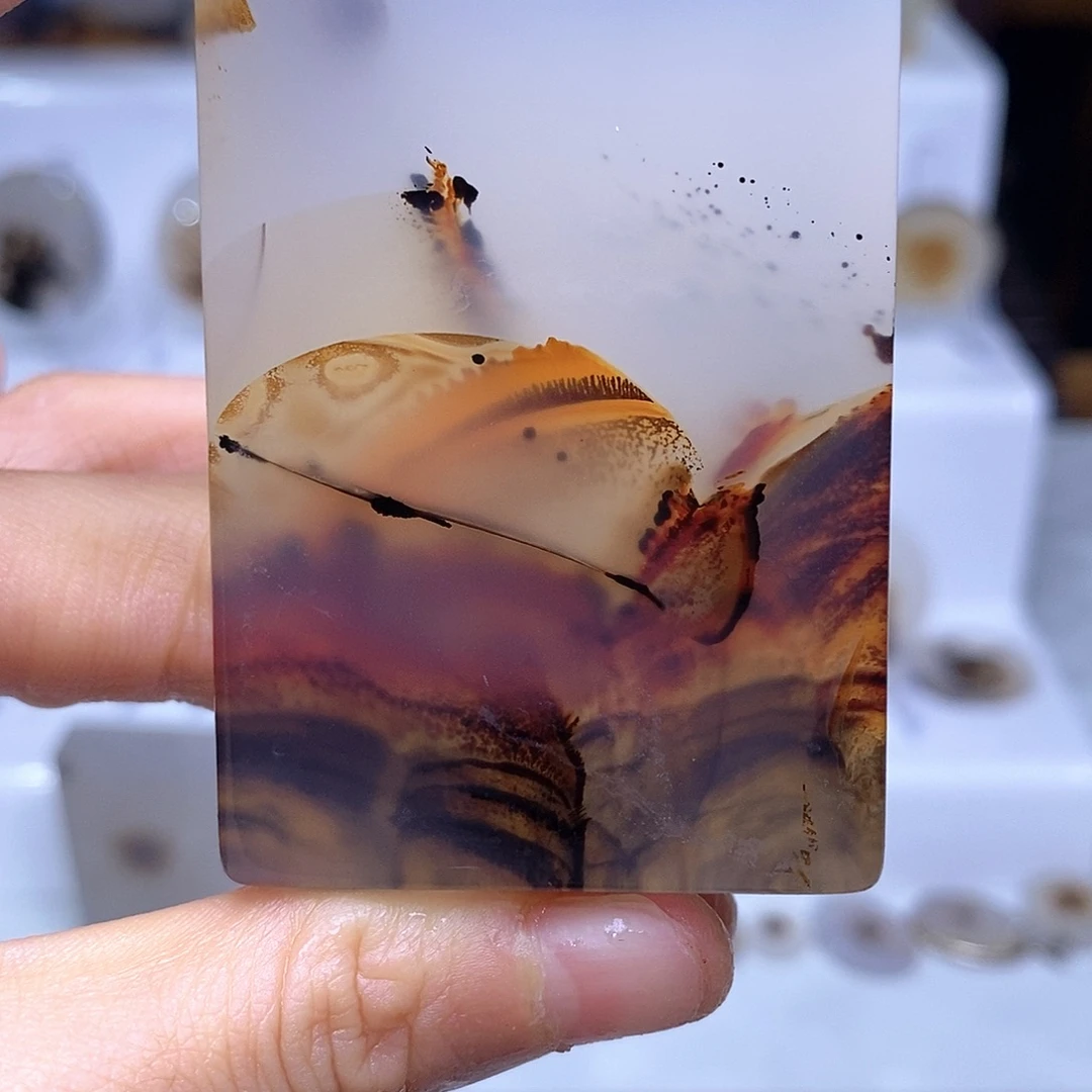 玛瑙/玉髓未镶嵌珠宝奇石