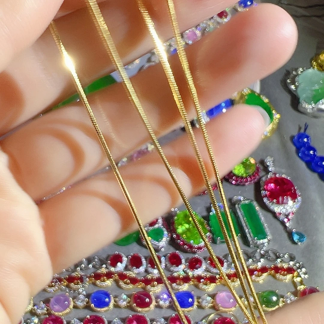 花岗石钨合金红色蓝色吊坠