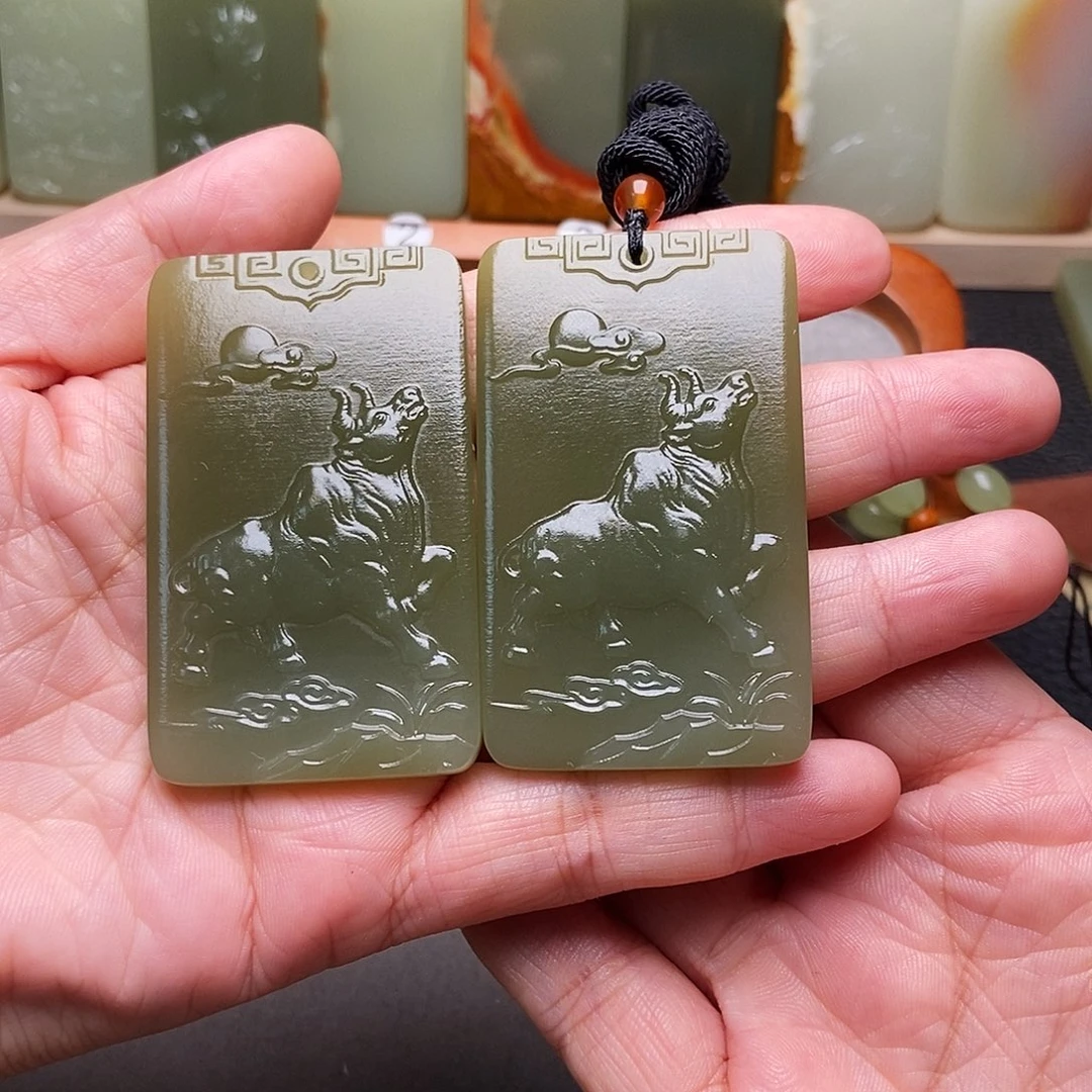 新疆昆仑山料方解石玉