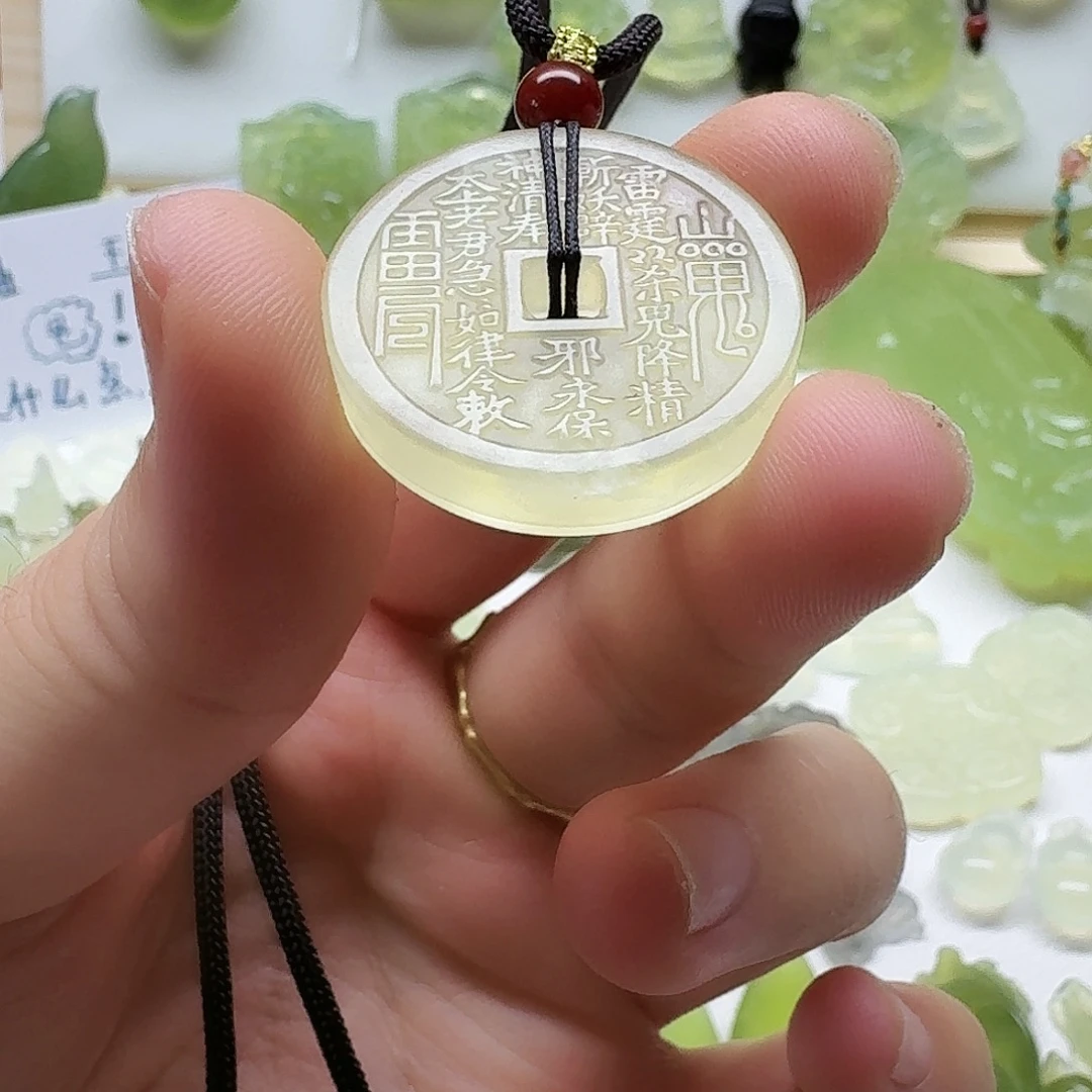 合金蛇纹石玉颈饰