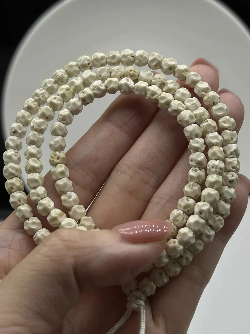 无星收藏款海南毛感料骨瓷白5X6手工雕刻同枝果108佛珠星月菩提