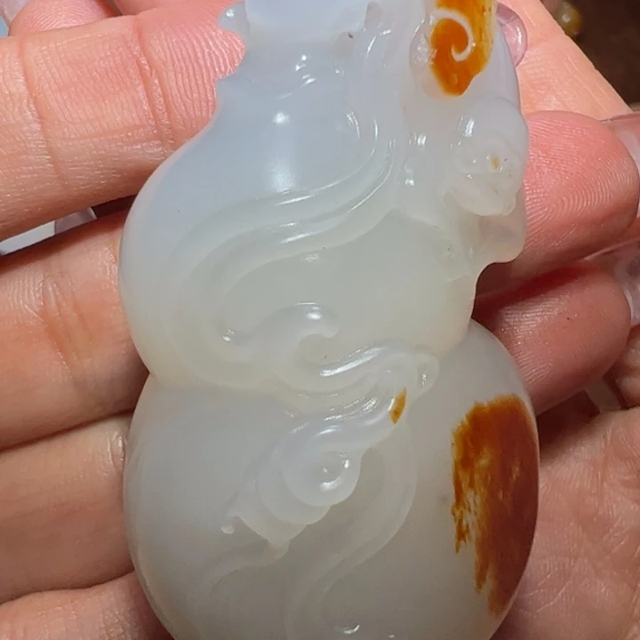 随***黍和田玉未镶嵌颈饰