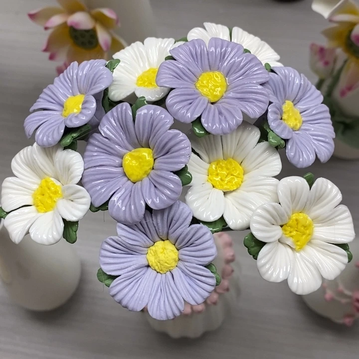 陶瓷陶瓷材料10朵小雏菊