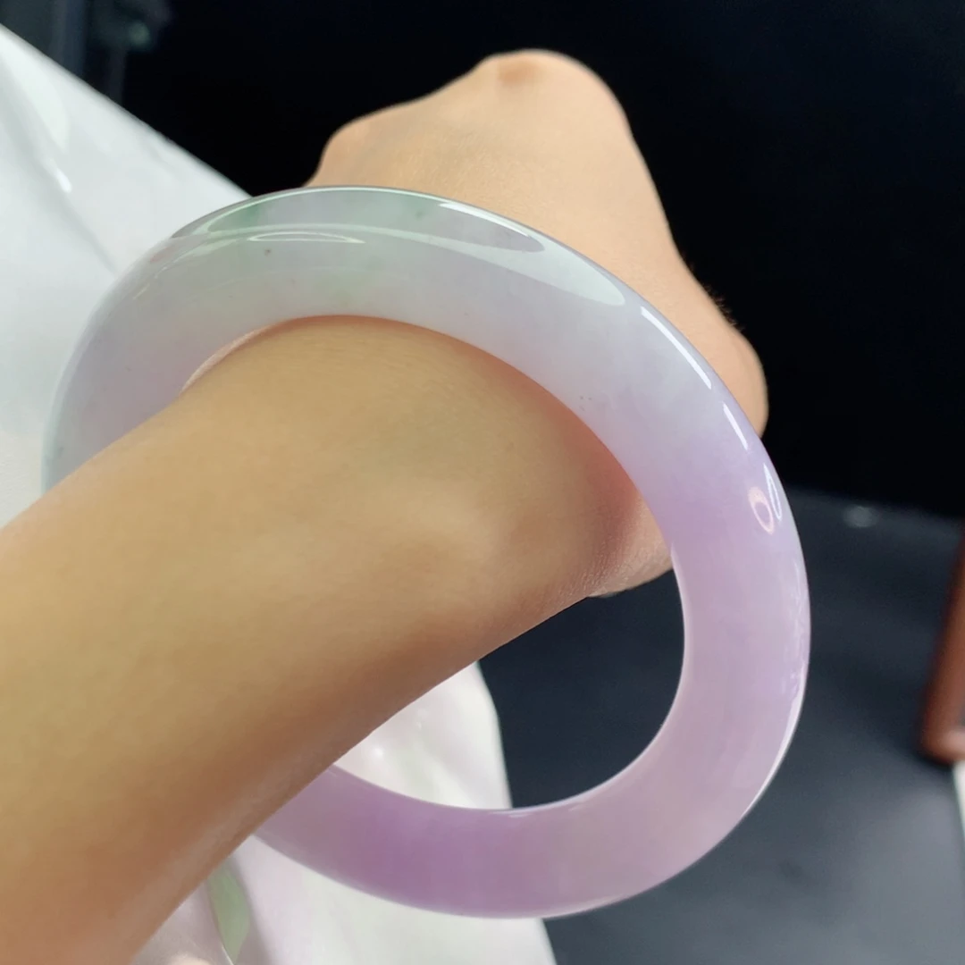 未镶嵌手镯（圆镯）翡翠高货微瑕