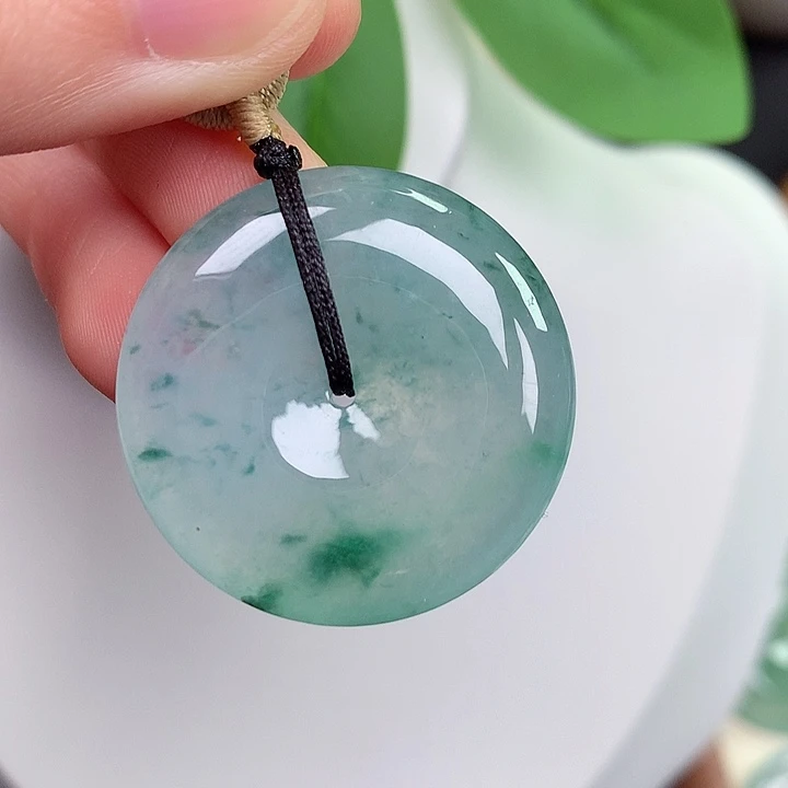 翡翠未镶嵌颈饰平安扣 30.4-6.7mm