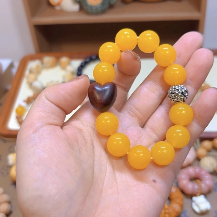 星月菩提手串黄小髓紫爱心