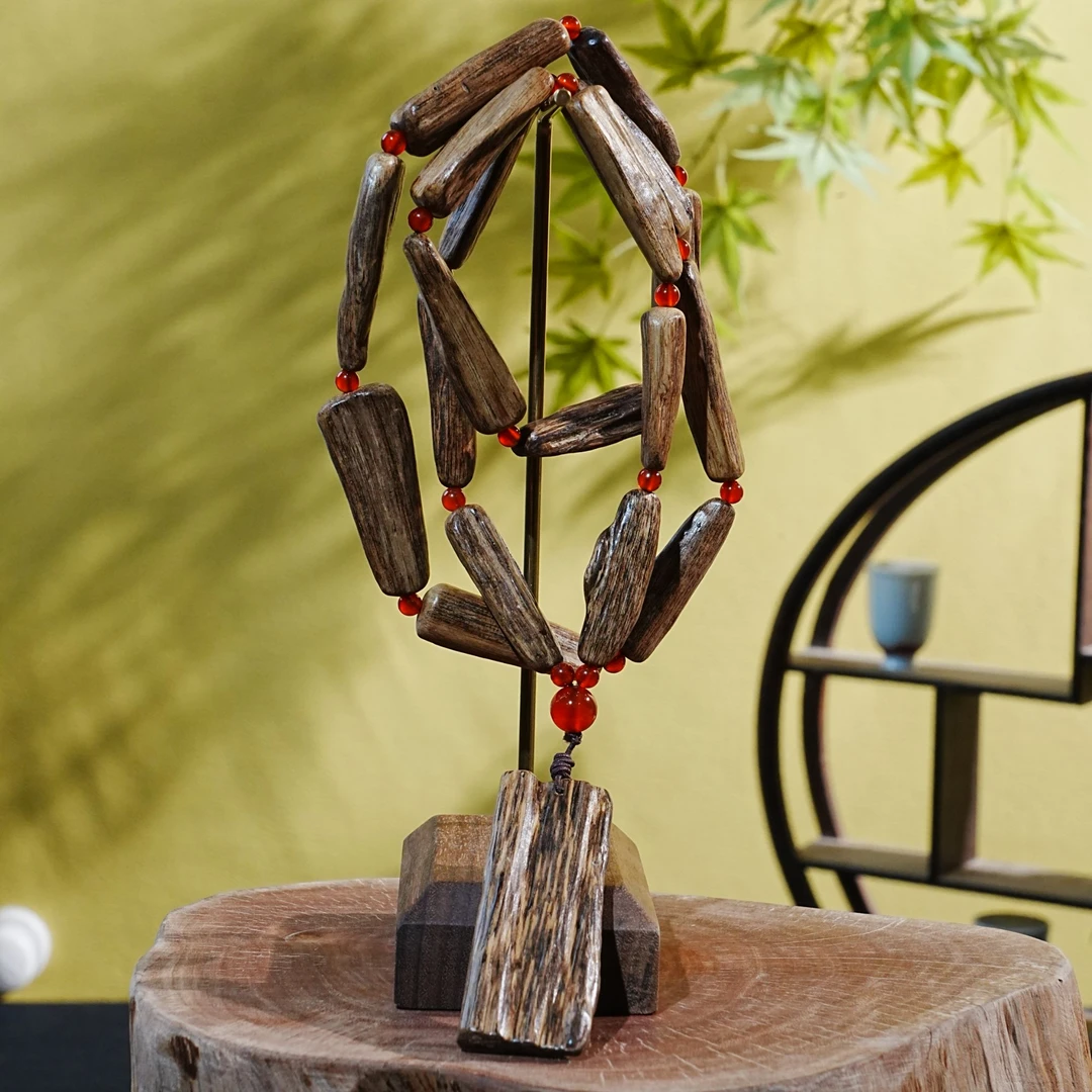 【收藏级】达拉干铁结玉化老料沉香项链 46g 250820006 F