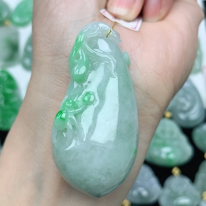 翡翠颈饰未镶嵌天然翡翠a货