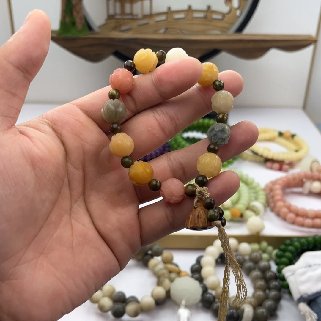 【闪购商品】白玉菩提吊坠有钱花