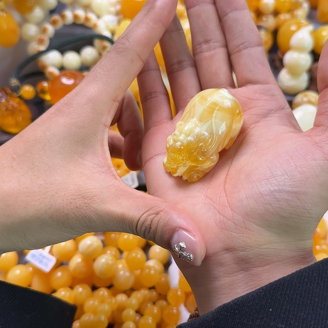 琥珀珠宝奇石未镶嵌貔貅