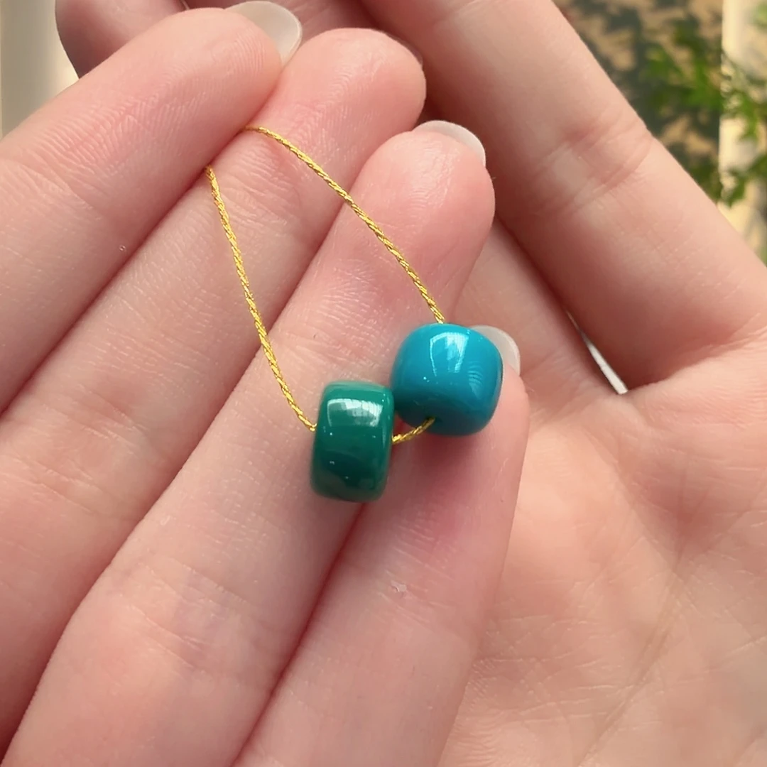 绿松石未镶嵌颈饰