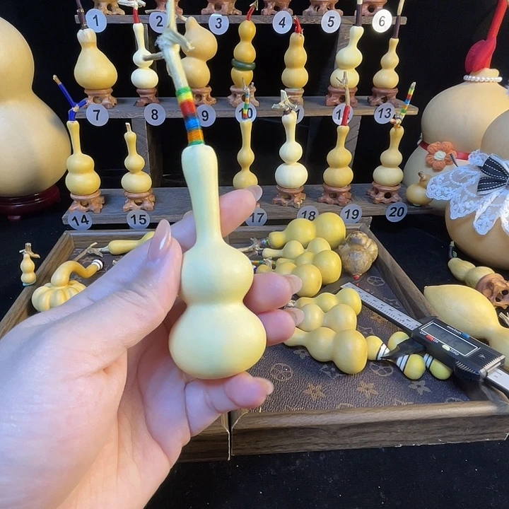 灬***灬大叶紫檀（黑酸枝木类）