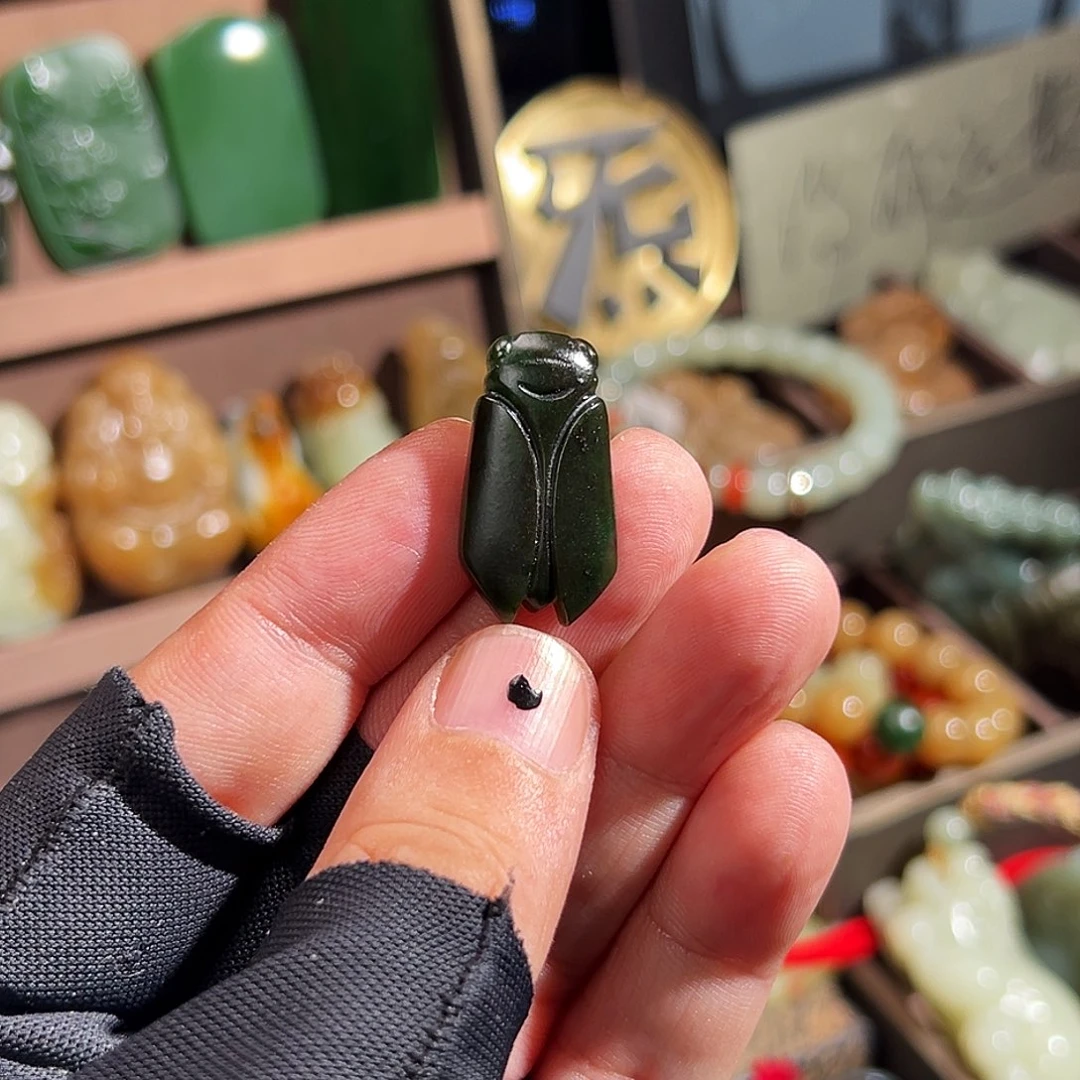 和田玉（碧玉）颈饰未镶嵌