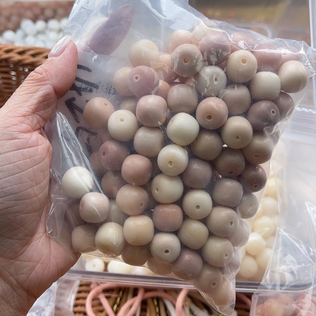 白玉菩提吊坠A/13mm/60颗锅底