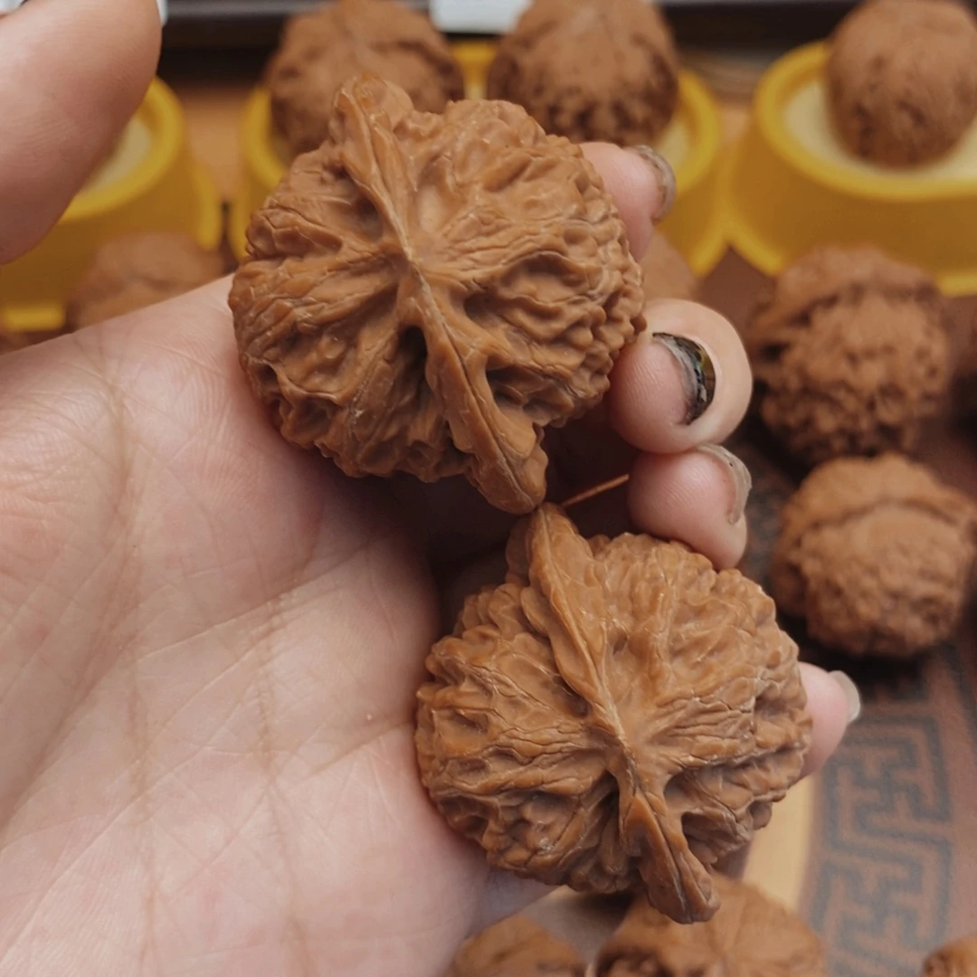 文玩核桃把件41全品宫灯