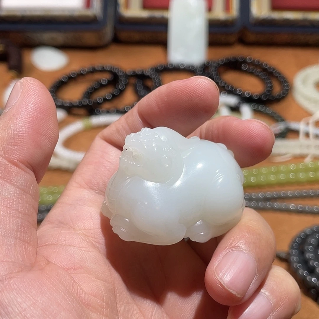 道***谷和田玉未镶嵌颈饰