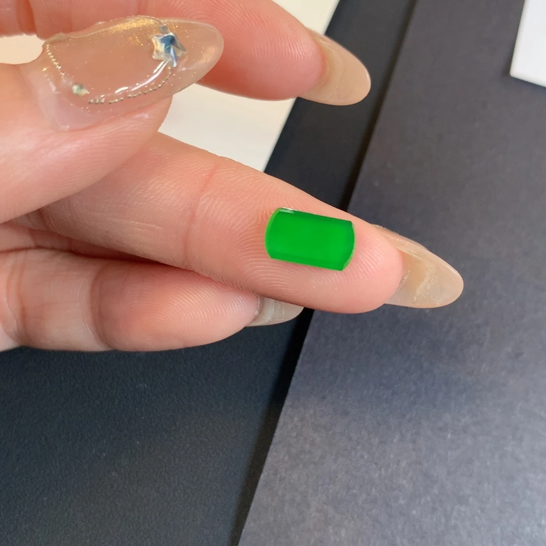 翡翠散珠10.3/5.97/1.84翡翠翡翠