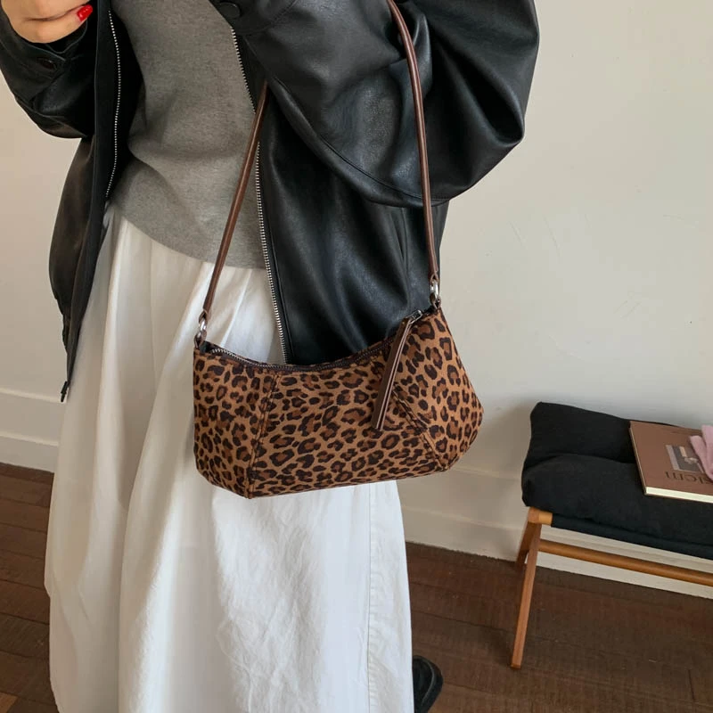 【财库手机包】气质时尚百搭腰果包2025秋冬新款单肩手拎包F82