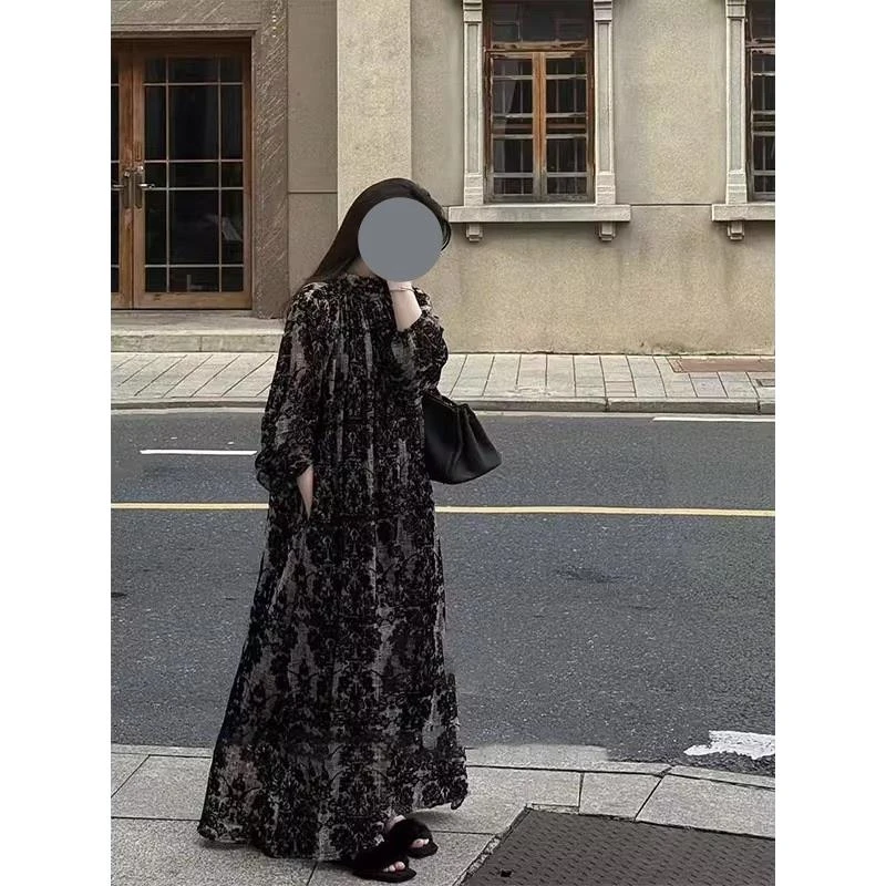 今年流行漂亮绝美2025秋季新款别致气质连衣裙轻奢高级感爆款裙子