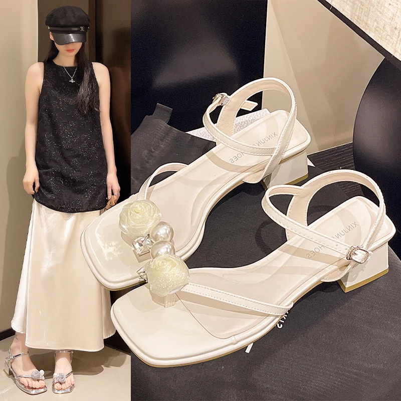 卓诗尼芙妮银色女2025夏新款外穿百搭粗跟鞋子女ins潮牌百搭