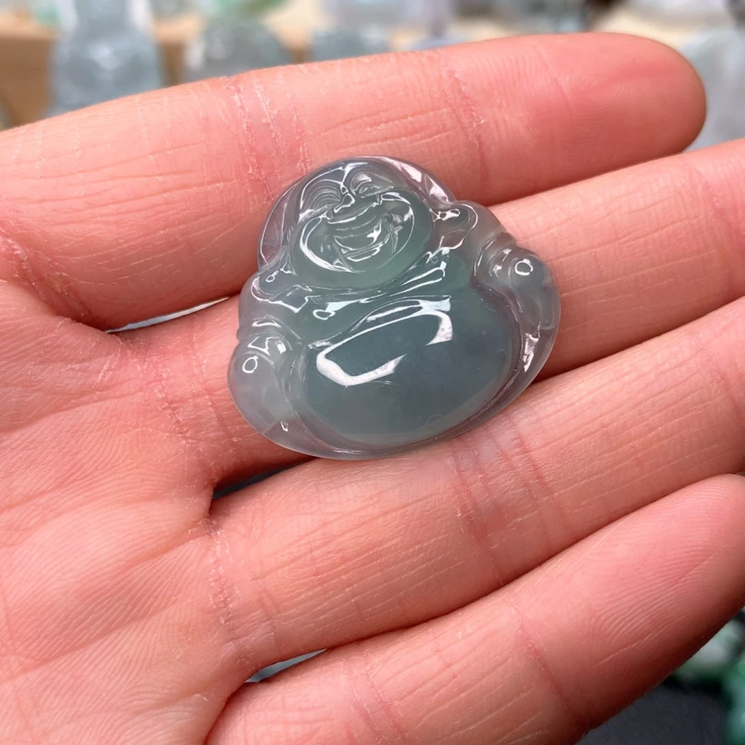 翡翠颈饰未镶嵌佛公