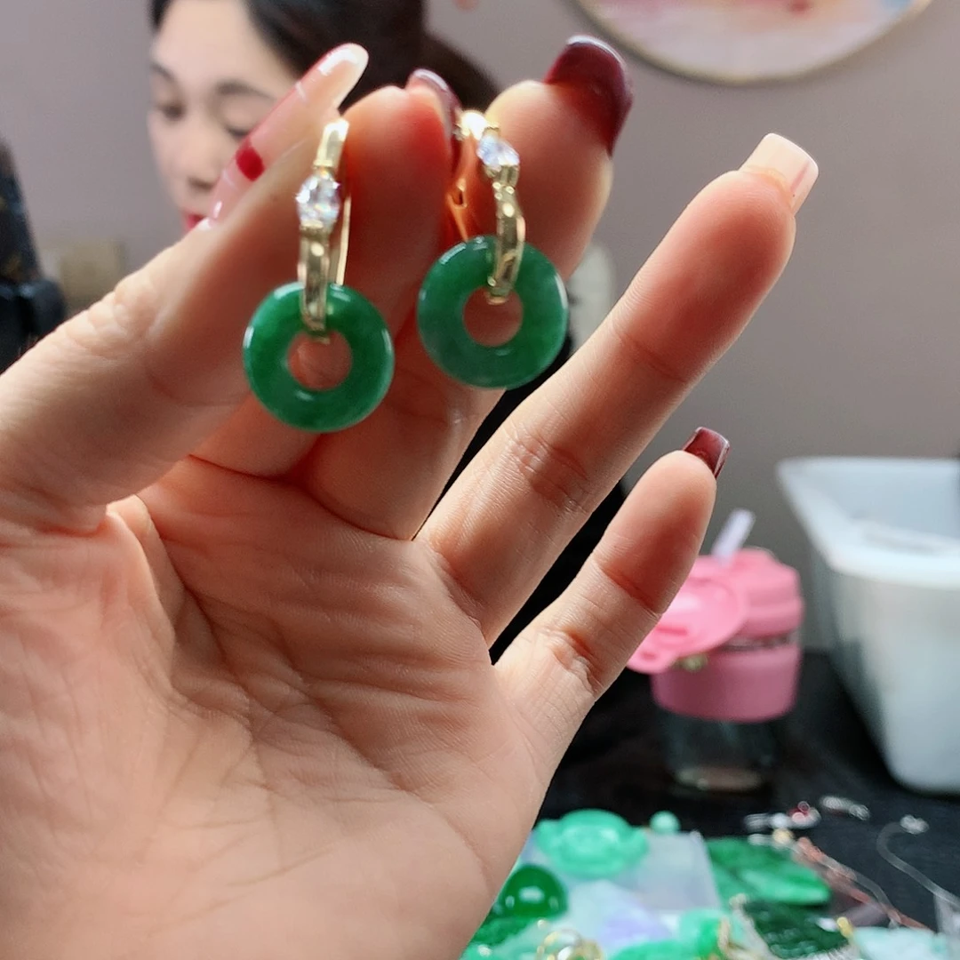 【闪购商品】翡翠耳饰未镶嵌，