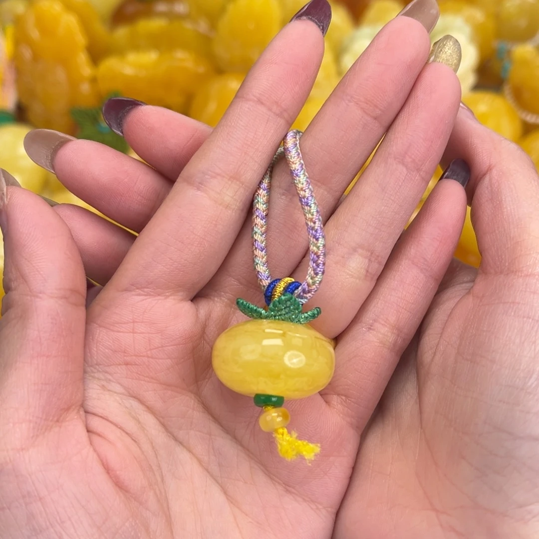 裸石琥珀未镶嵌小柿子5.5g