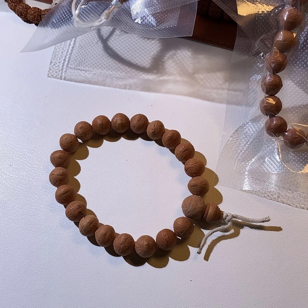 金刚菩提手串凤眼12+手串一条