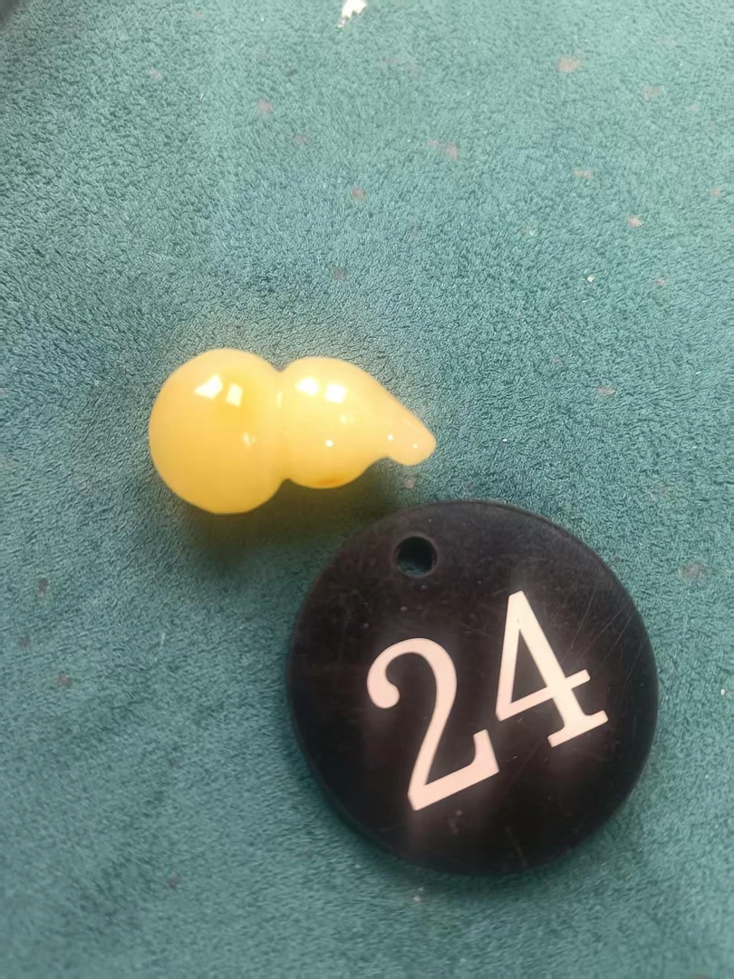 天然原矿蜜蜡葫芦