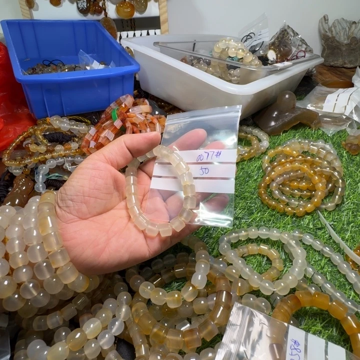 M***未镶嵌颈饰玛瑙/玉髓0077