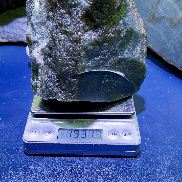 未镶嵌和田玉（糖玉）珠宝半成品