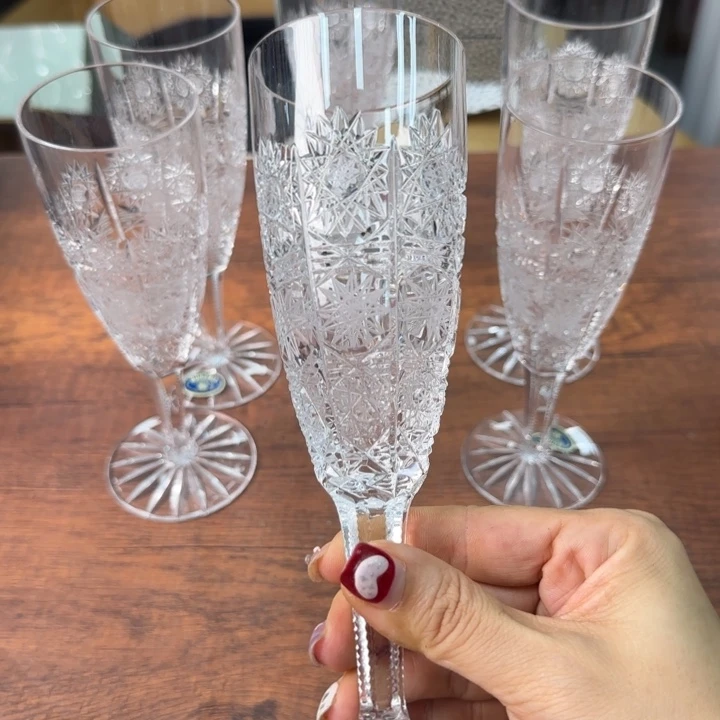 一个陶瓷物件哈哈哈哈